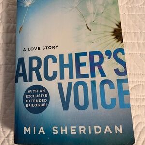 Archers Voice by Mia Sheridan Paperback